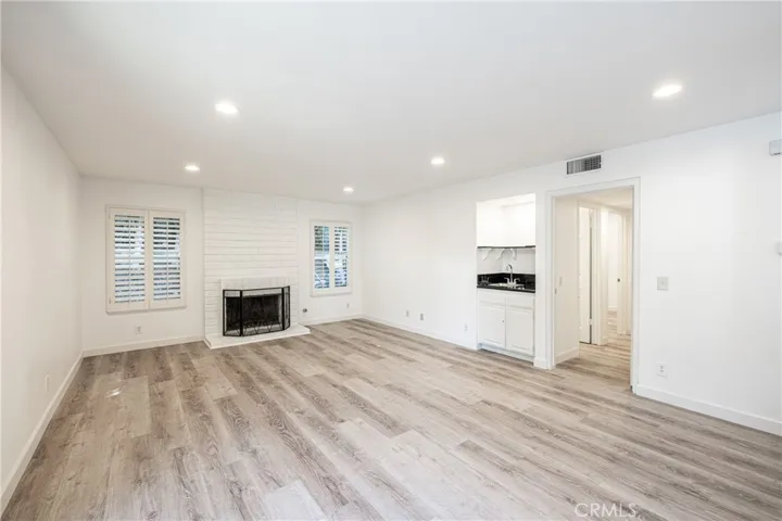 2912 Canna Street, Thousand Oaks, California 91360