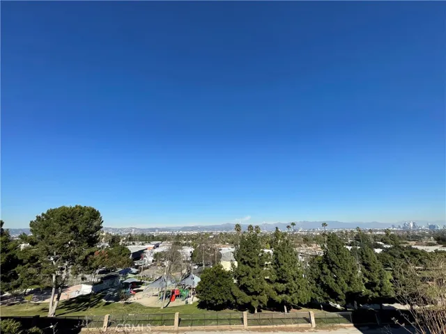 4771 Don Ricardo Drive 18, Los Angeles, California 90008