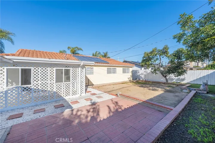 10372 Maikai Drive, Huntington Beach, California 92646