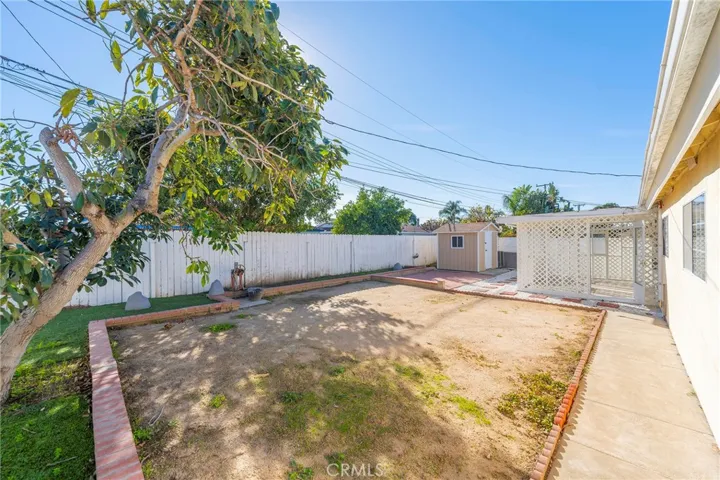 10372 Maikai Drive, Huntington Beach, California 92646