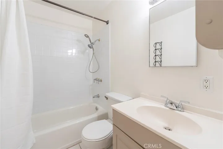 10372 Maikai Drive, Huntington Beach, California 92646