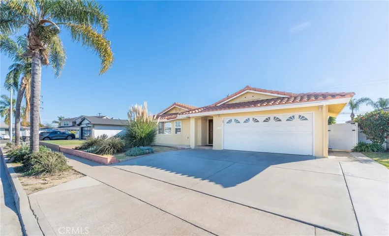 10372 Maikai Drive, Huntington Beach, California 92646