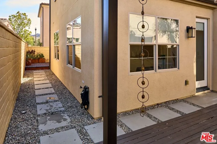 21809 Propello Drive, Santa Clarita, California 91350