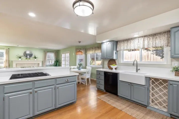 460 Dry Creek Road, Monterey, California 93940