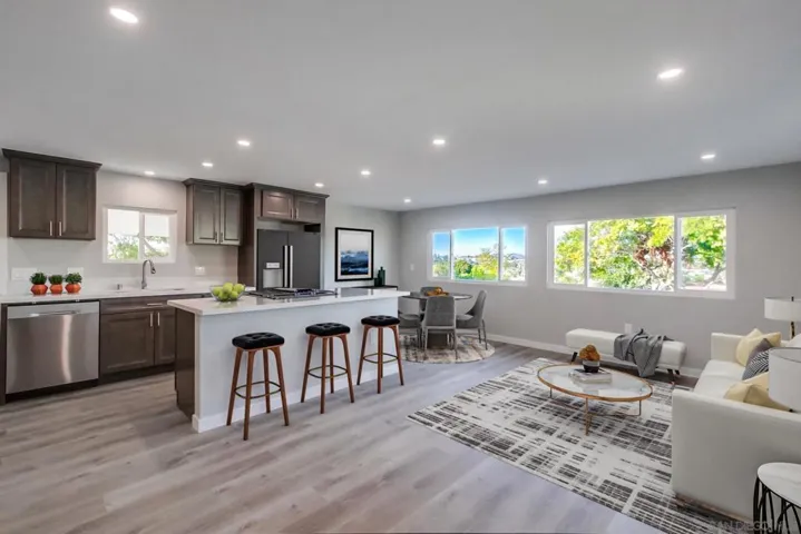 220 Camino Corto 46, Vista, California 92083