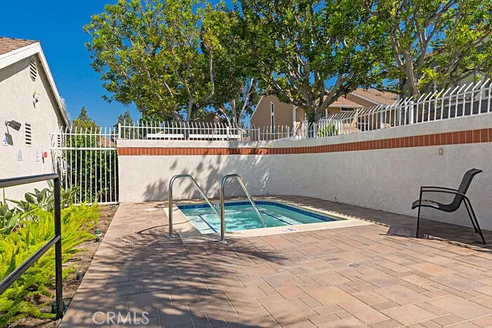18 Coventry Lane, Aliso Viejo, California 92656