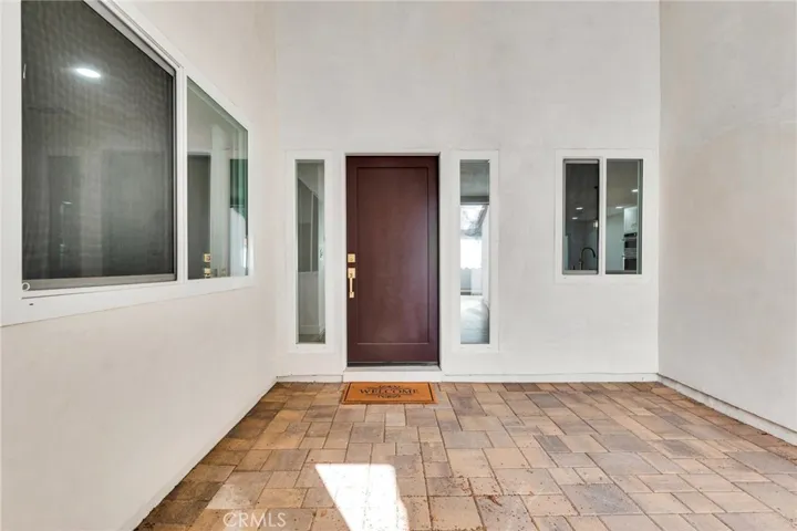2739 Lakewood Place, Westlake Village, California 91361