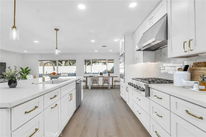 2739 Lakewood Place, Westlake Village, California 91361