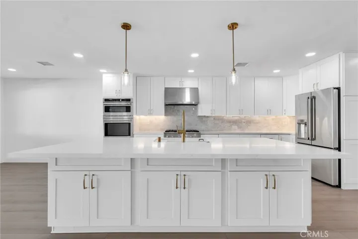 2739 Lakewood Place, Westlake Village, California 91361