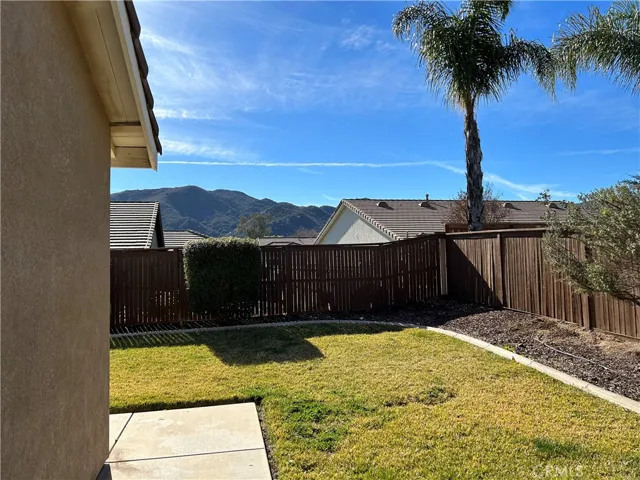21923 Heliotrope Lane, Wildomar, California 92595