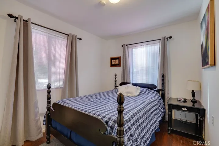 1036 Robin Road, Wrightwood, California 92397