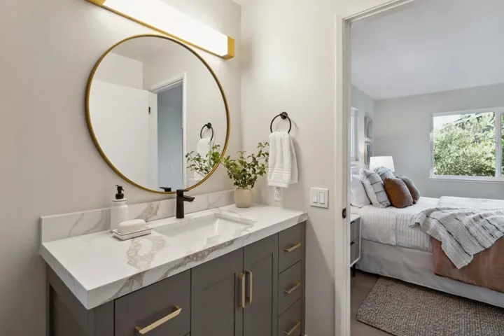 29132915 Simkins Court, Palo Alto, California 94303