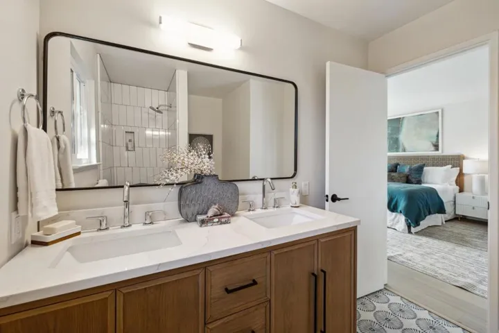 29132915 Simkins Court, Palo Alto, California 94303