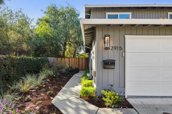 29132915 Simkins Court, Palo Alto, California 94303