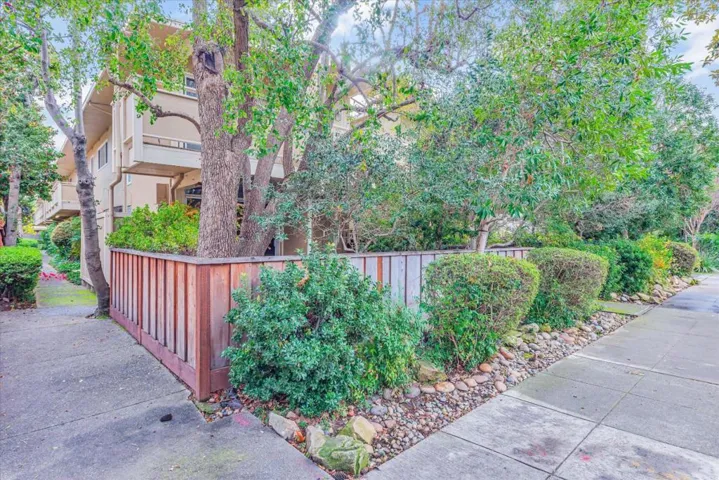 640 Forest Avenue D, Palo Alto, California 94301
