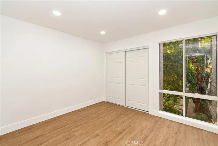 20134 Leadwell Street 313, Winnetka, California 91306