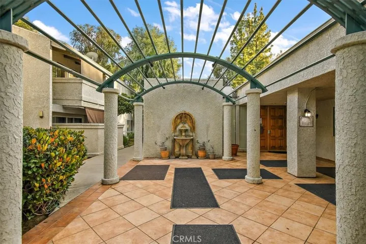 20134 Leadwell Street 313, Winnetka, California 91306