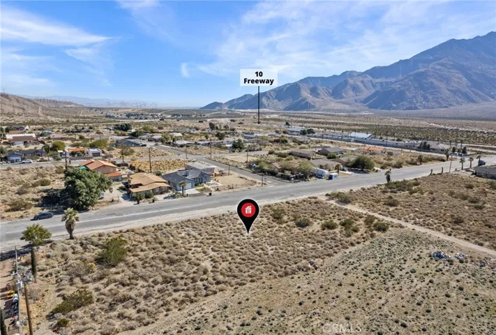 Close to the I 10!