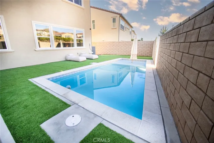 19075 Merryweather Drive, Saugus, California 91351