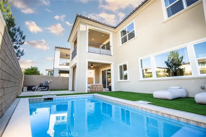 19075 Merryweather Drive, Saugus, California 91351