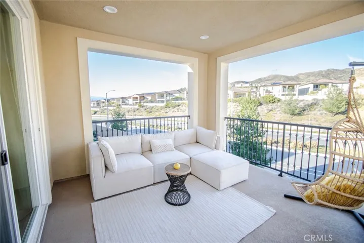 19075 Merryweather Drive, Saugus, California 91351