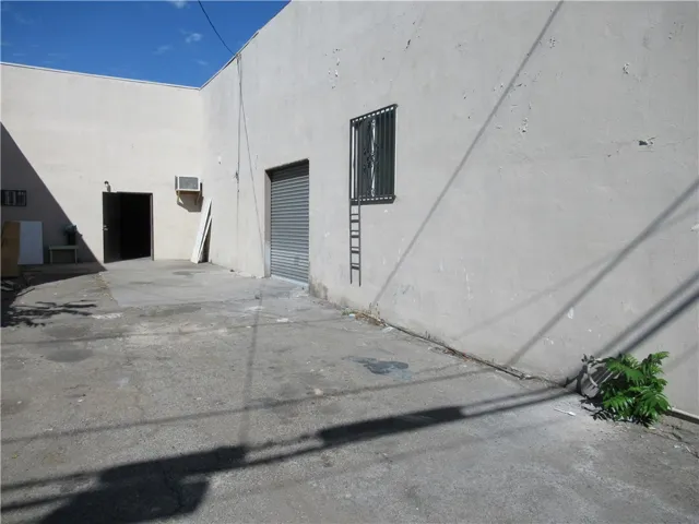 1644 E Compton Boulevard, Compton, California 90221
