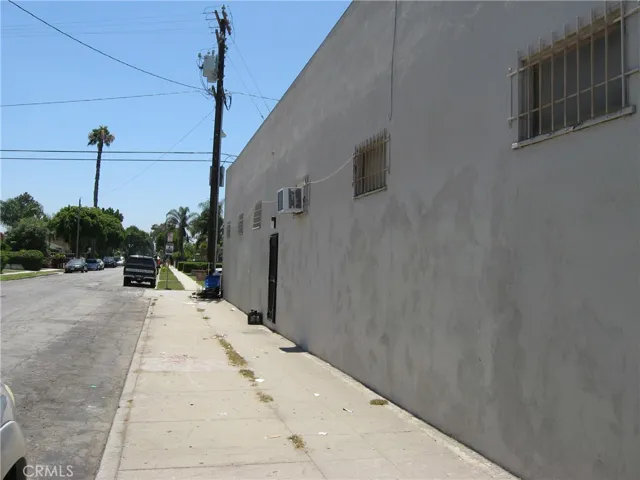 1644 E Compton Boulevard, Compton, California 90221