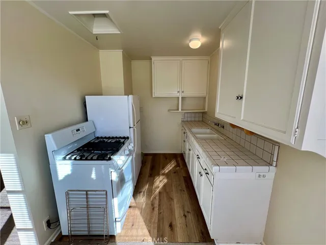 The appliances are in excellent condition.  Lots of cabinet space...very useful.