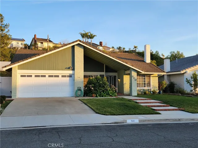 940 South Boone Circle, Anaheim Hills, California 92807