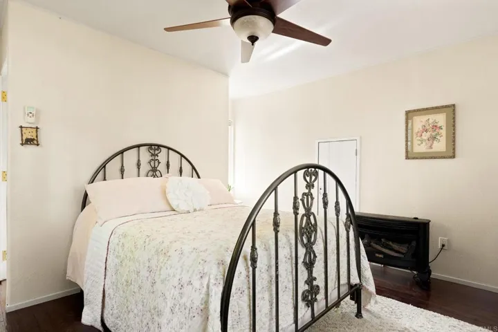 Antique iron bed