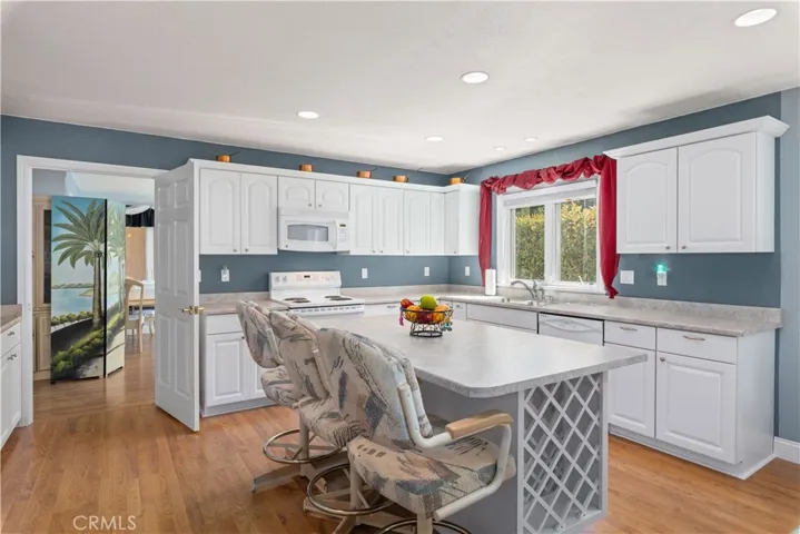 6795 E Highway 20, Lucerne, California 95458