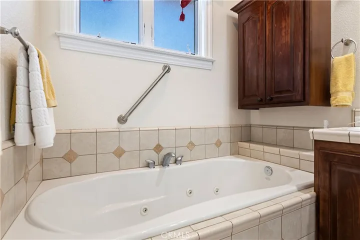 6795 E Highway 20, Lucerne, California 95458