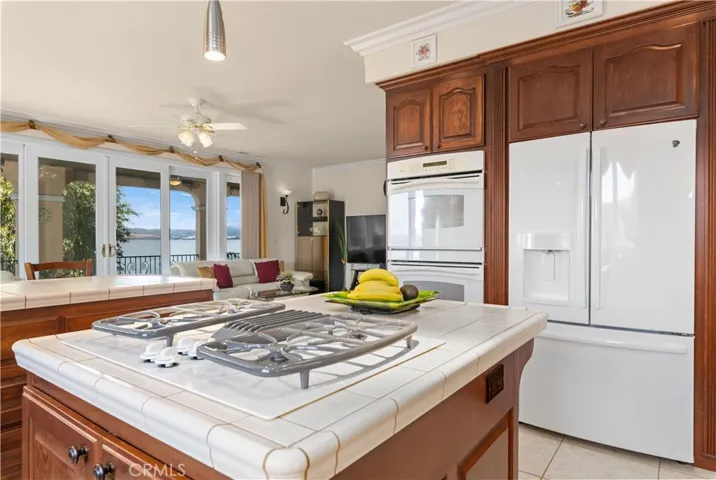 6795 E Highway 20, Lucerne, California 95458