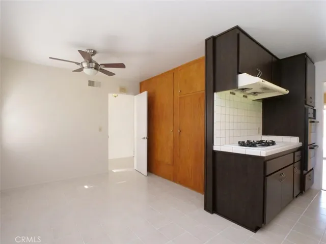 Casual Dining Area next to Kitchen