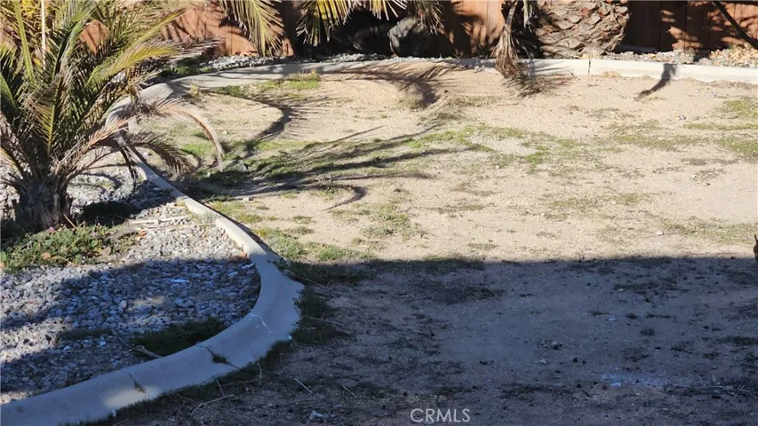 13612 Taurus Lane, Victorville, California 92392