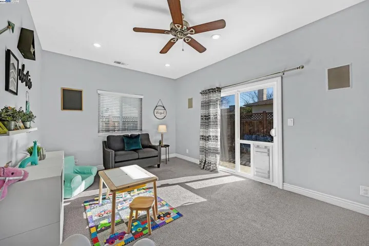 907 Miranda Way, Livermore, California 94550