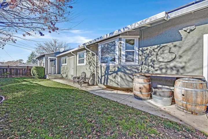 907 Miranda Way, Livermore, California 94550