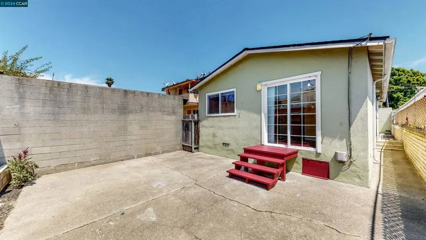 329 29th St, Richmond, California 94804