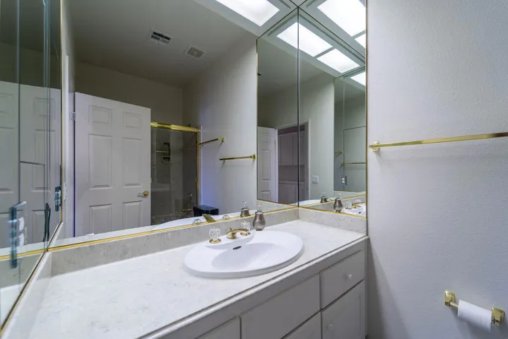 78573SanMarinoCt(23of37)