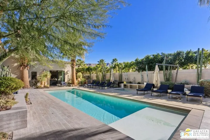 1021 Via Dia, Palm Springs, California 92264