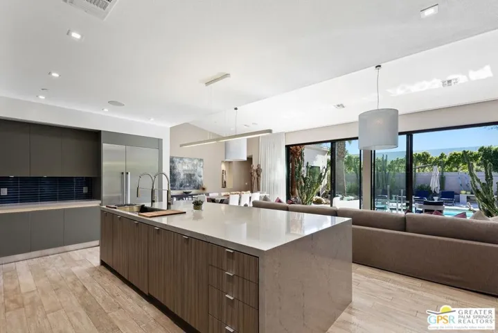 1021 Via Dia, Palm Springs, California 92264