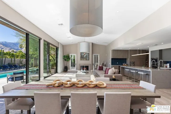 1021 Via Dia, Palm Springs, California 92264