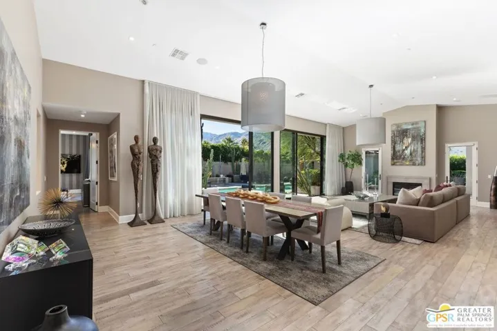 1021 Via Dia, Palm Springs, California 92264