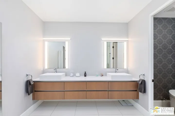1021 Via Dia, Palm Springs, California 92264