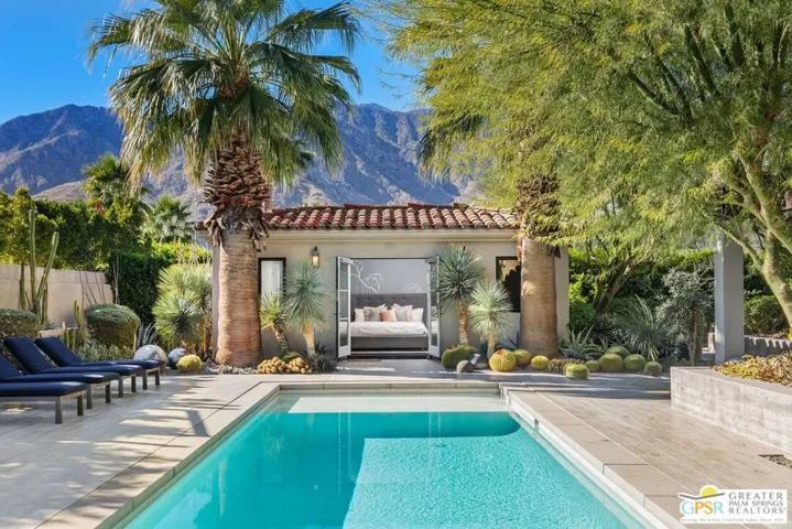 1021 Via Dia, Palm Springs, California 92264