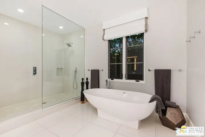 1021 Via Dia, Palm Springs, California 92264