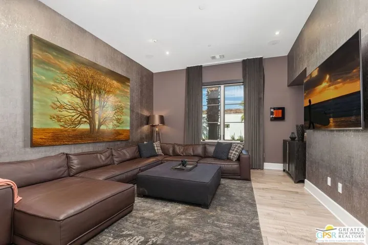 1021 Via Dia, Palm Springs, California 92264