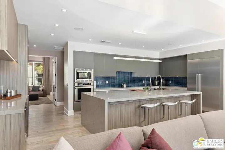 1021 Via Dia, Palm Springs, California 92264