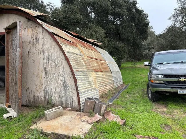 Old Quonset Hut