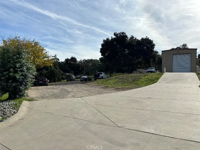 Plenty of parking for vehicles, RV's, trailers & equipment.